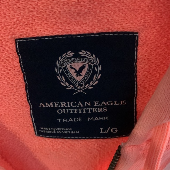 Jacket/never worn - Picture 2 of 3